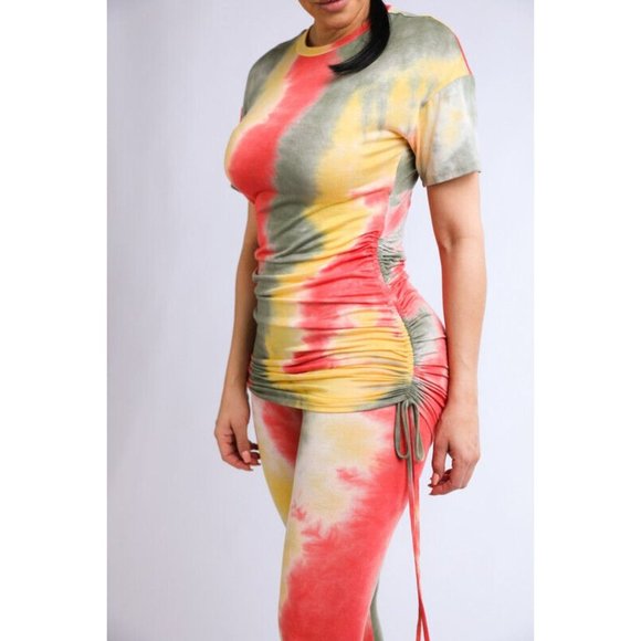 Women's Super Cute Short Sleeve Tie Dye Ruched Side Top & Matching Leggings Set - Picture 3 of 4